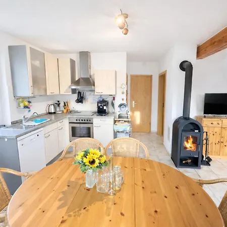 Am Nationalpark Fischland Darß Zingst, Großer Garten, Kamin, Terrasse, 3 Sz * Pruchten